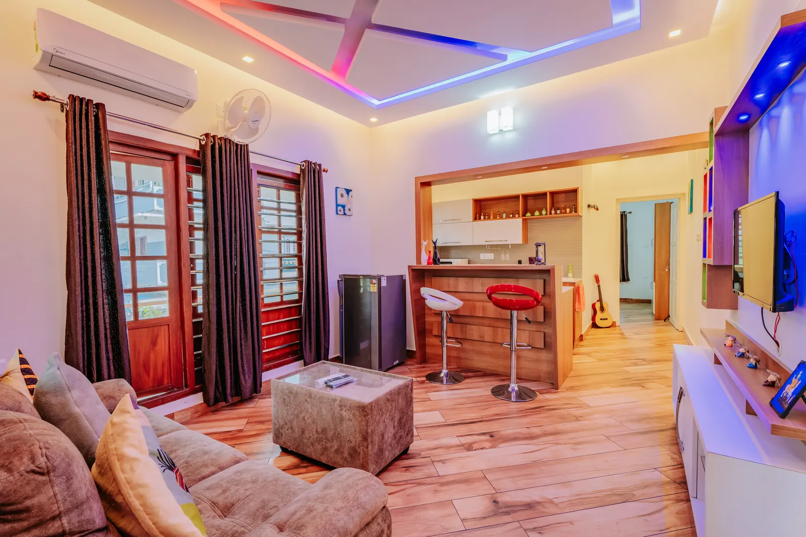 Pearl Vibe lounge area